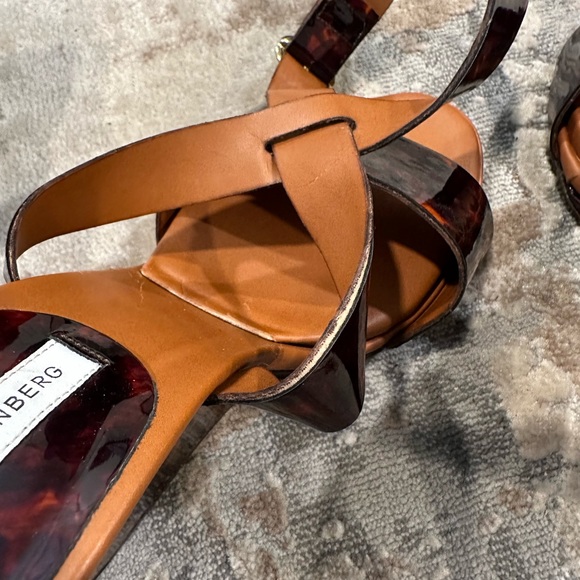 DVF Diane von Furstenberg Wilma Tortoise wedge size 7B made in Italy - Picture 6 of 7